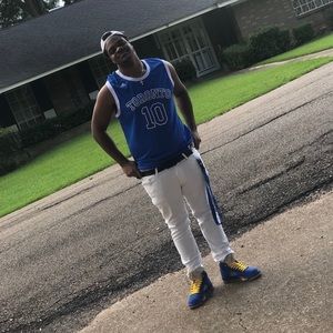 Meet your Posher, Darius